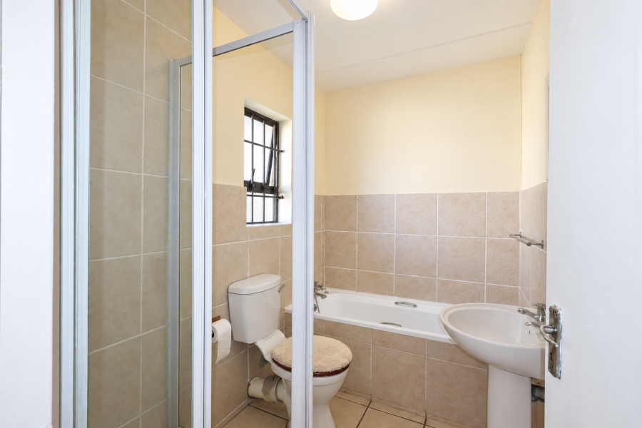 2 Bedroom Property for Sale in Parklands Western Cape